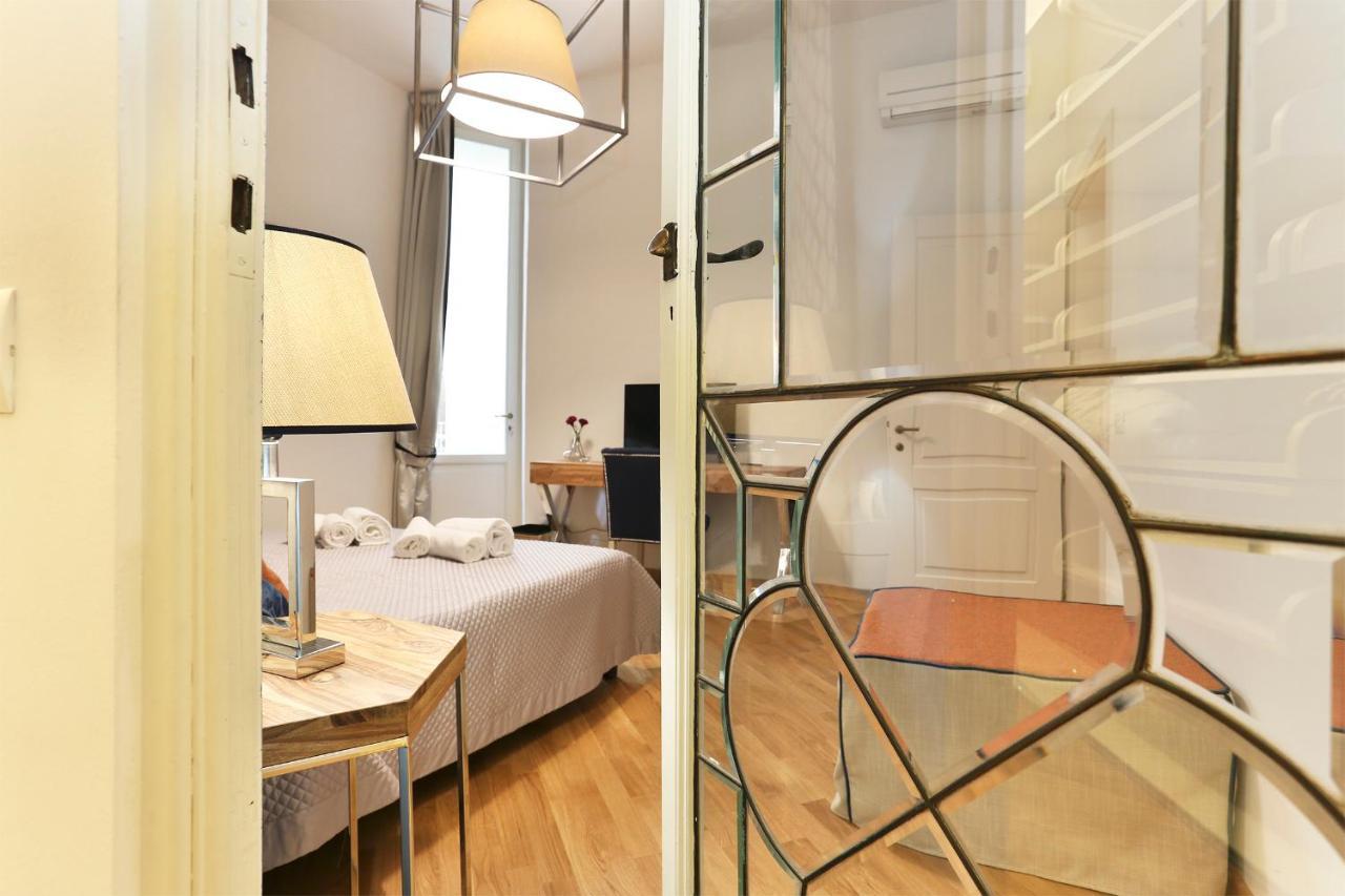 Tornabuoni Boutique Bed and Breakfast Florens Exteriör bild